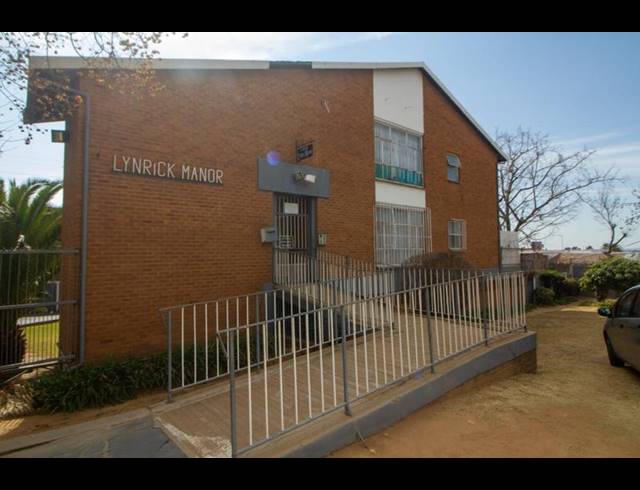 1 BEDROOM APARTMENT FOR SALE IN KEW